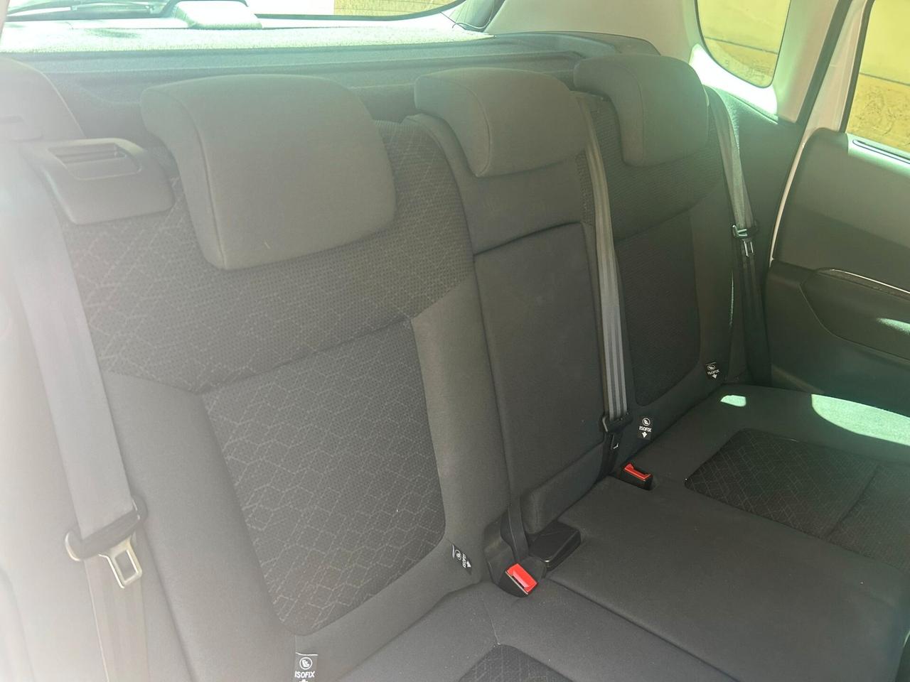 Peugeot 3008 1.6 e-HDi 115 CV ETG6