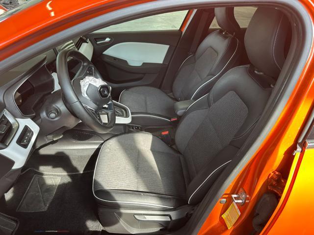 RENAULT Clio FULL HYBRID E-TECH 145CV TECHNO