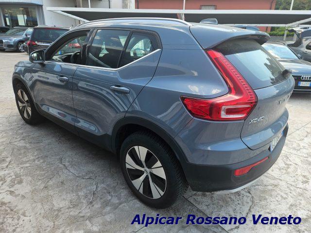 VOLVO XC40 automatico Business PLAGHIN