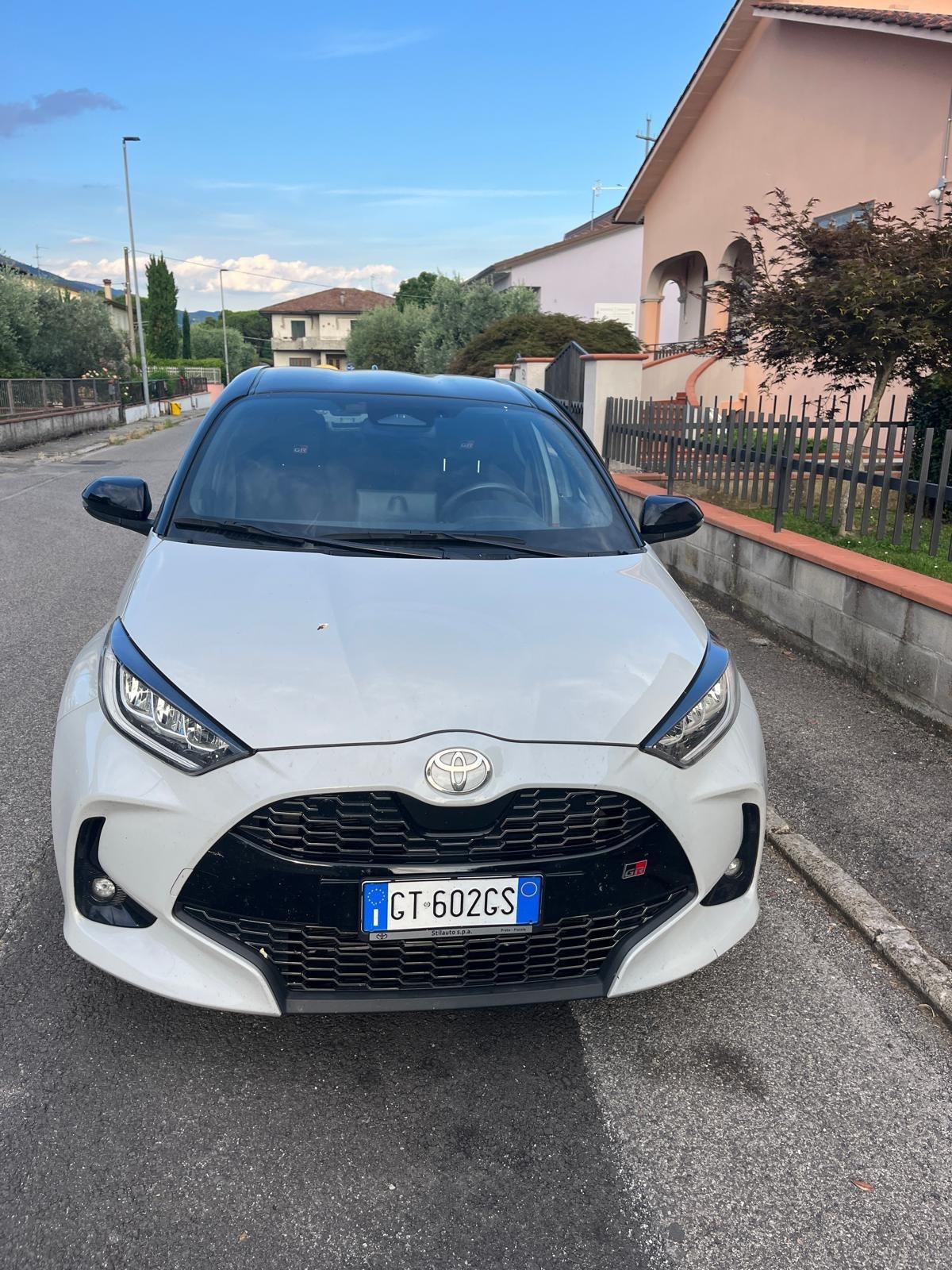 Toyota Yaris 1.5 130 Hybrid 5 porte GR Sport 44000 km