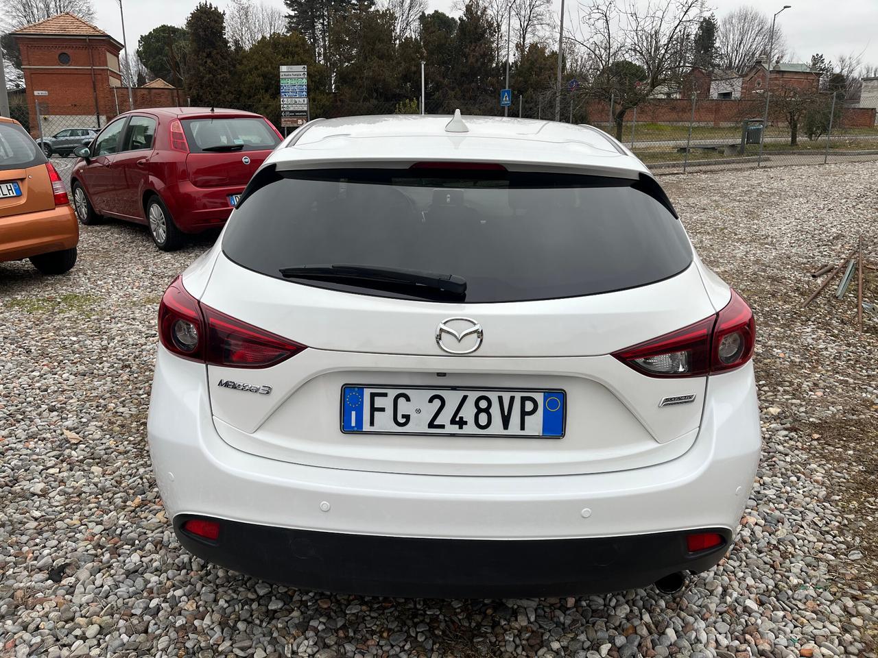 Mazda 3 Mazda3 1.5 Skyactiv-D Exceed Si Permuta Ok Neopatentato