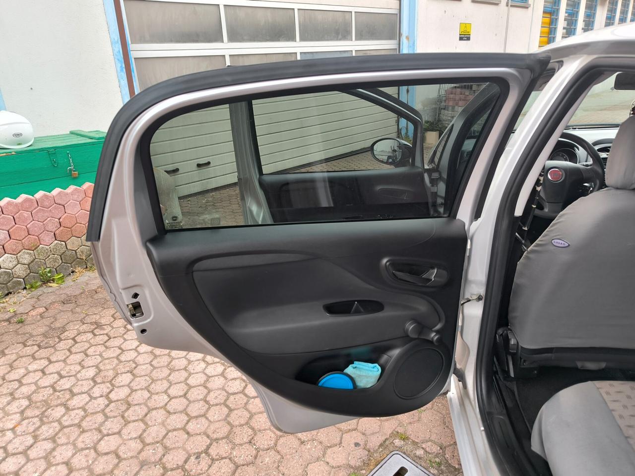 Fiat Punto 1.2 8V 5 porte Street 63 mila km neopatentati