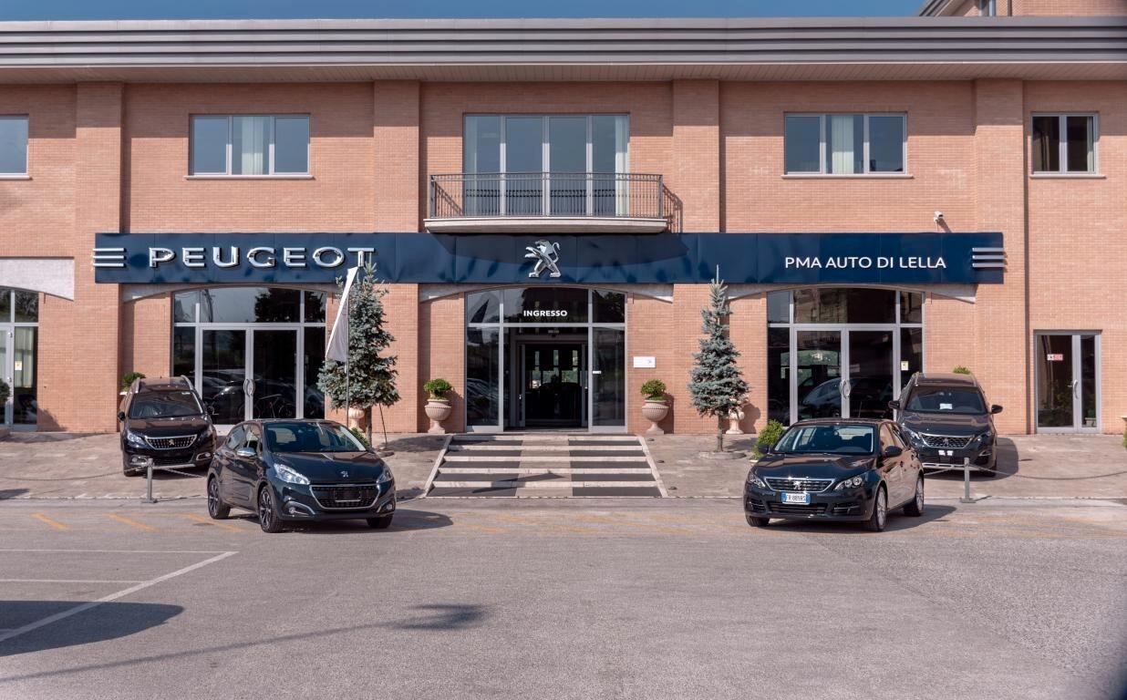 PEUGEOT Nuova 2008 Allure - PureTech 100cv S&S