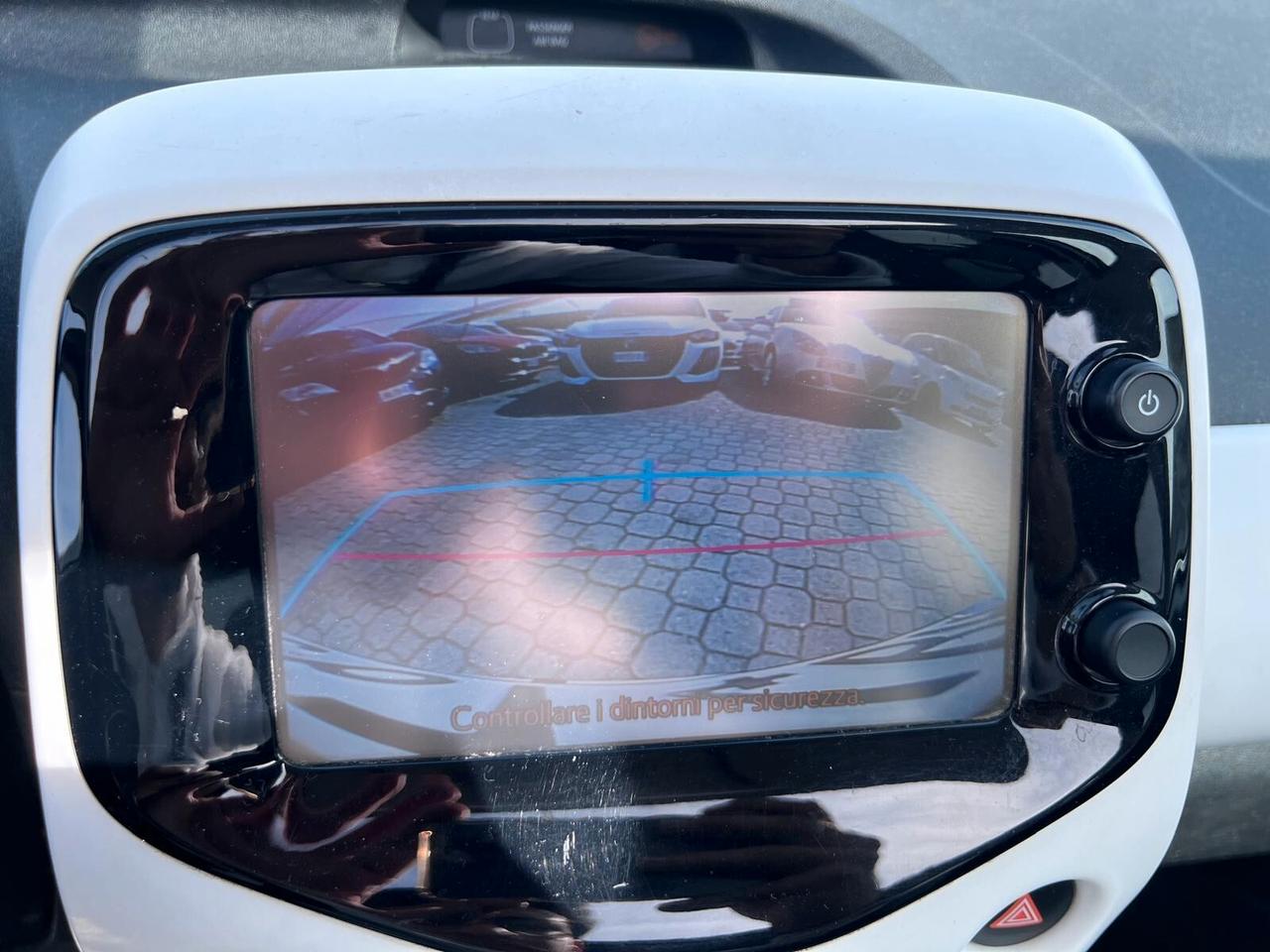 Peugeot 108 PureTech 82 5 porte Allure TOP!