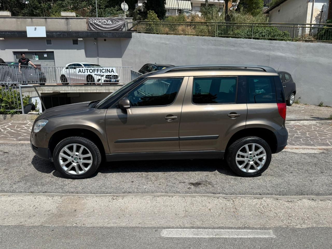 SKODA YETI 2,0 TDI 140 CV ADVENTURE 4WD 5P