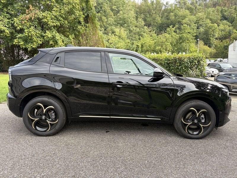 Alfa Romeo Junior 1.2 145 CV Hybrid eDCT6 Q4 Intensa