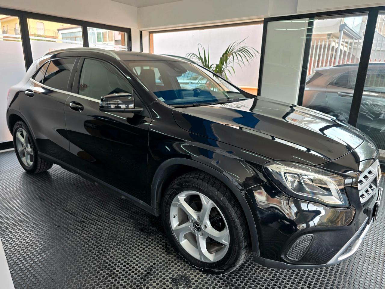 Mercedes-benz GLA 200d Automatic 4Matic Sport