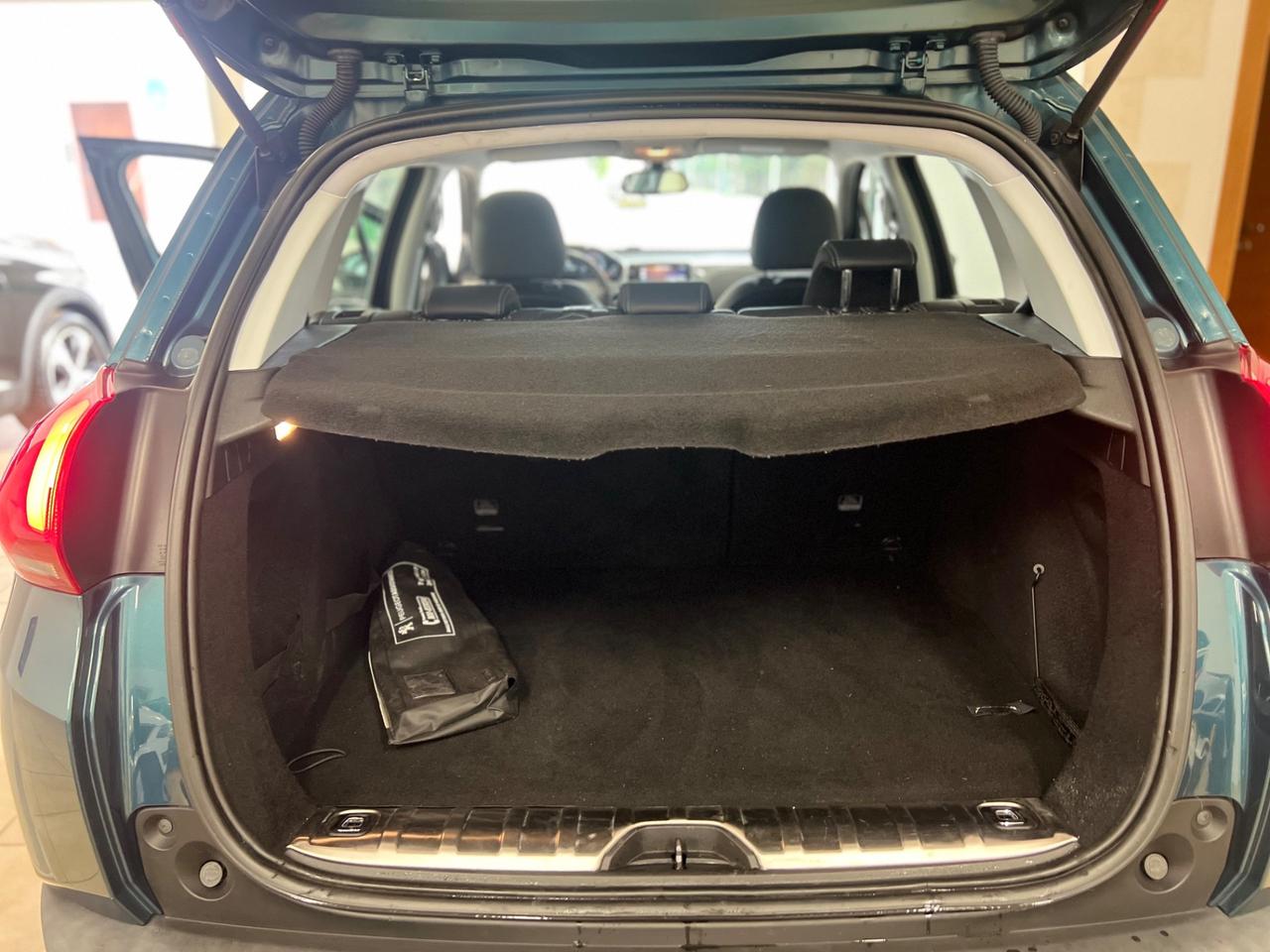 Peugeot 2008 BlueHDi 100 Allure