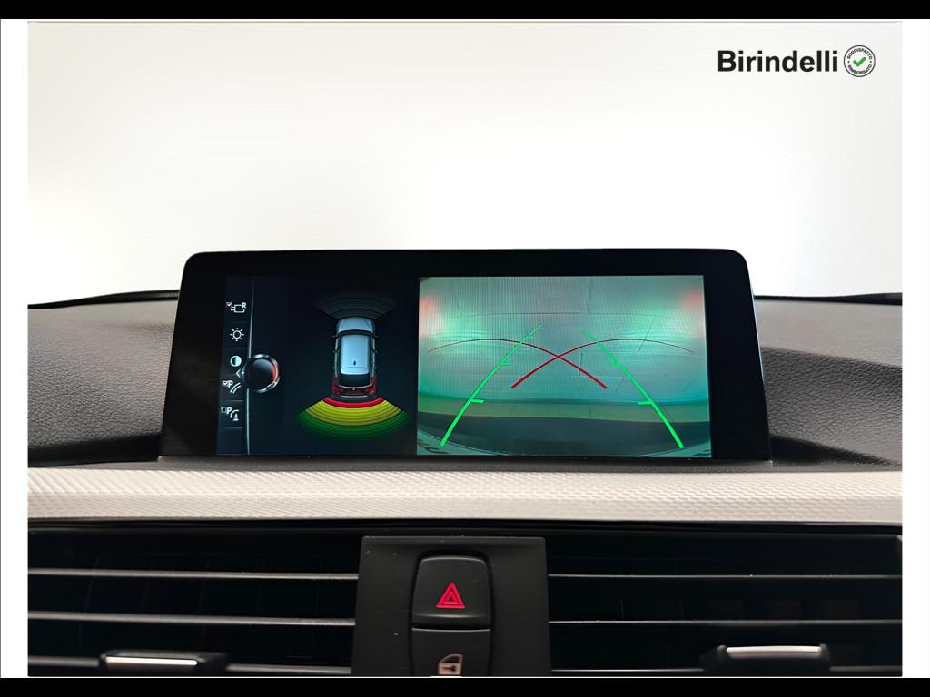 BMW Serie 3 (F30/31) - 320d xDrive Touring Msport