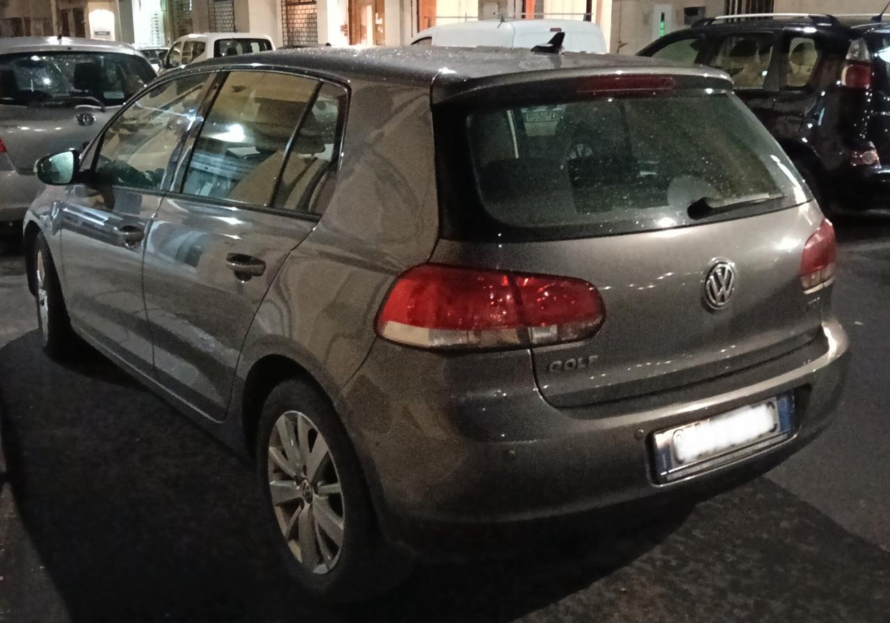 Volkswagen Golf 1.6 TDI DPF 5p. Highline