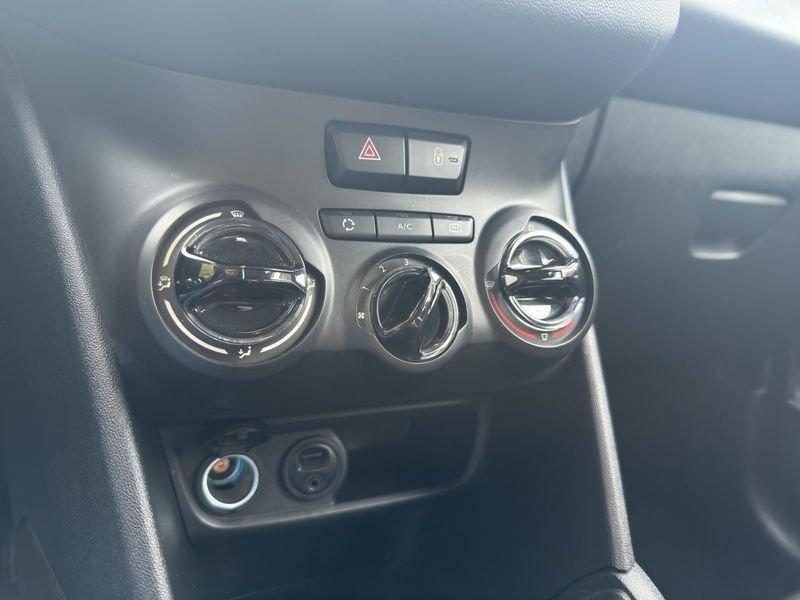 Peugeot 208 208 5p 1.2 PTech 82cv Active