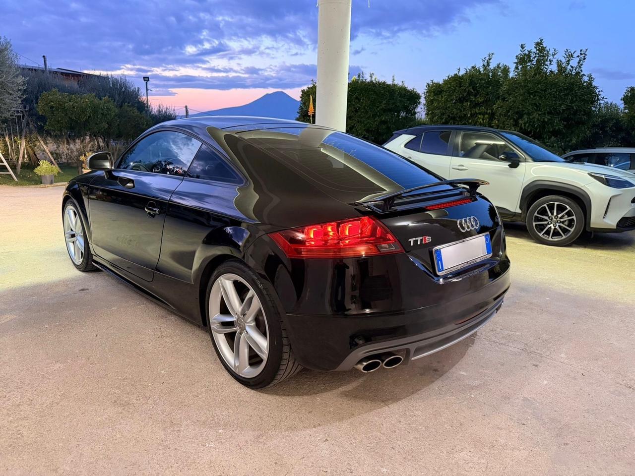 Audi TT TTS Coupé 2.0 TFSI 272 cv