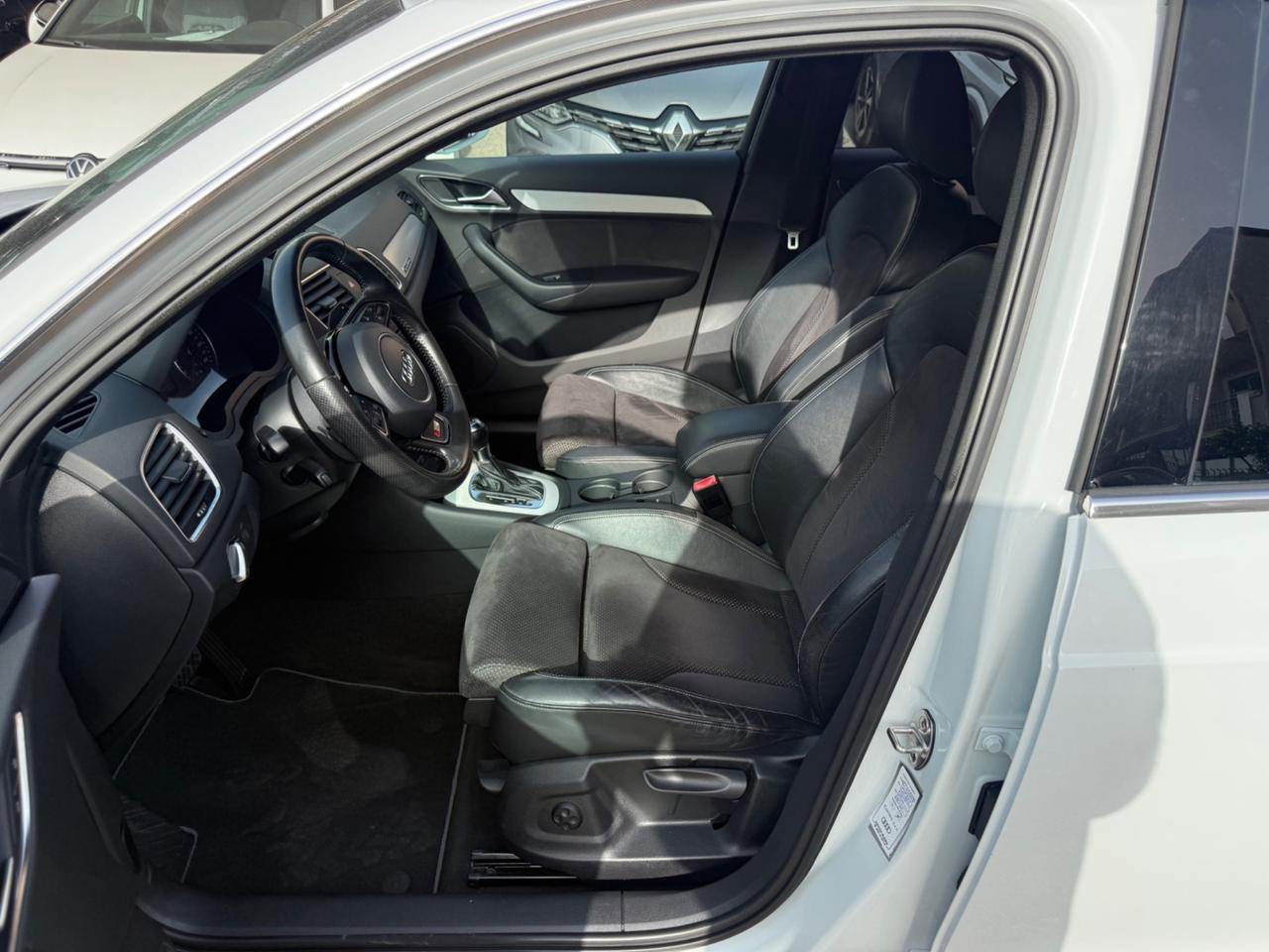 Audi Q3 2.0 tdi 177cv S-Line S-Tronic Quattro