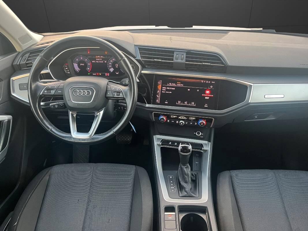 Audi Q3 35 2.0 tdi Business Advanced s-tronic