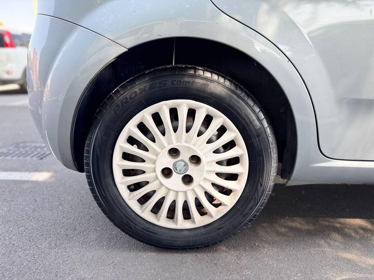 Fiat Punto 1.3 mjt 16v Actual 75cv 5p