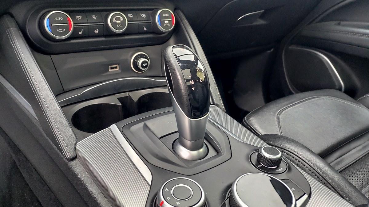 ALFA ROMEO Stelvio SOLO PER COMM SENZA GARANZIA (POMPA OLIO DA SOST.)