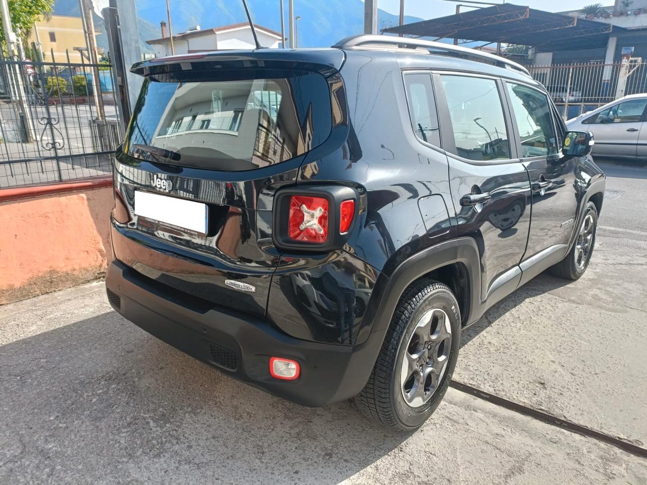 Jeep Renegade 1.6 Mjt DDCT 120 CV Business