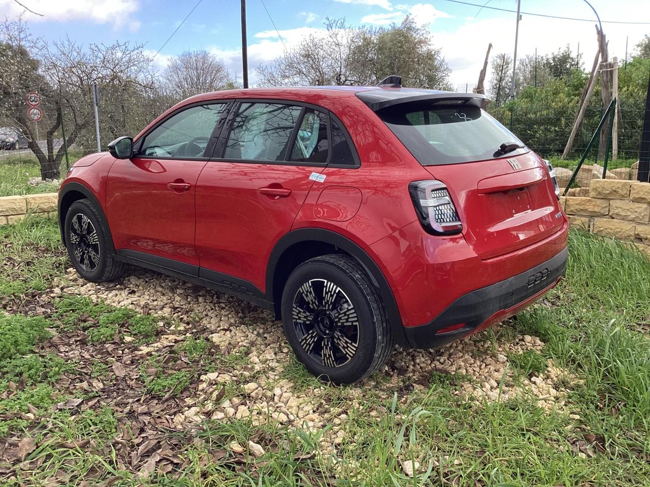 Fiat 600 Hybrid 110 CV DCT MHEV Business