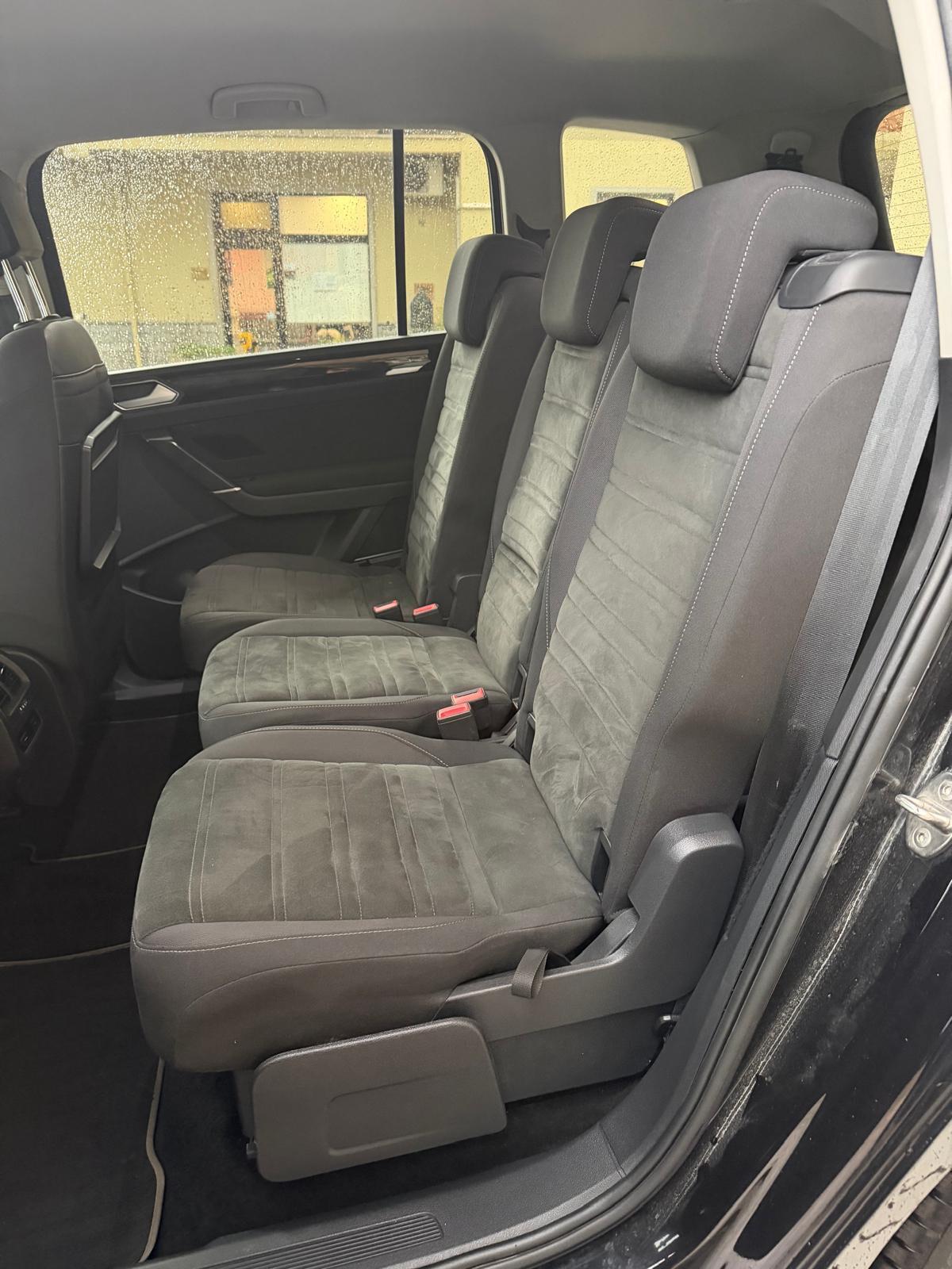 Volkswagen Touran 2.0 TDI 150 CV SCR DSG Executive BlueMotion Tech.