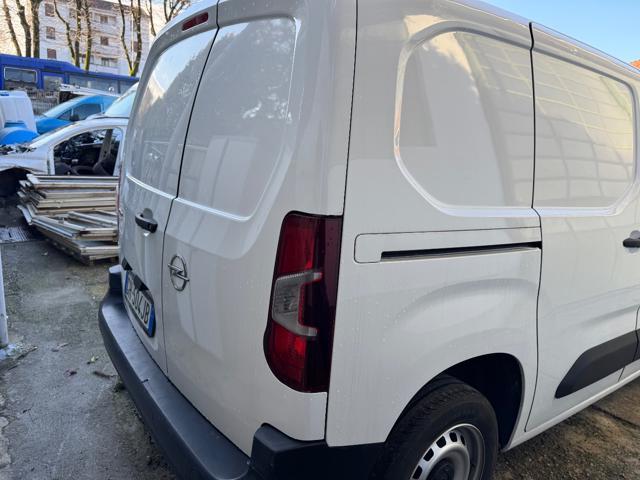 OPEL Combo ? 5.900,00 3 POSTI 1.5 D 100CV PC 650kg Edition