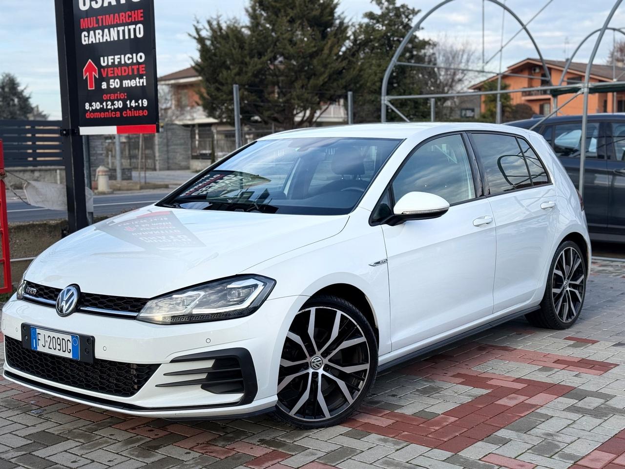 Volkswagen Golf GTD 2.0 TDI DSG 5p. VIRTUAL.NAVIGATORE