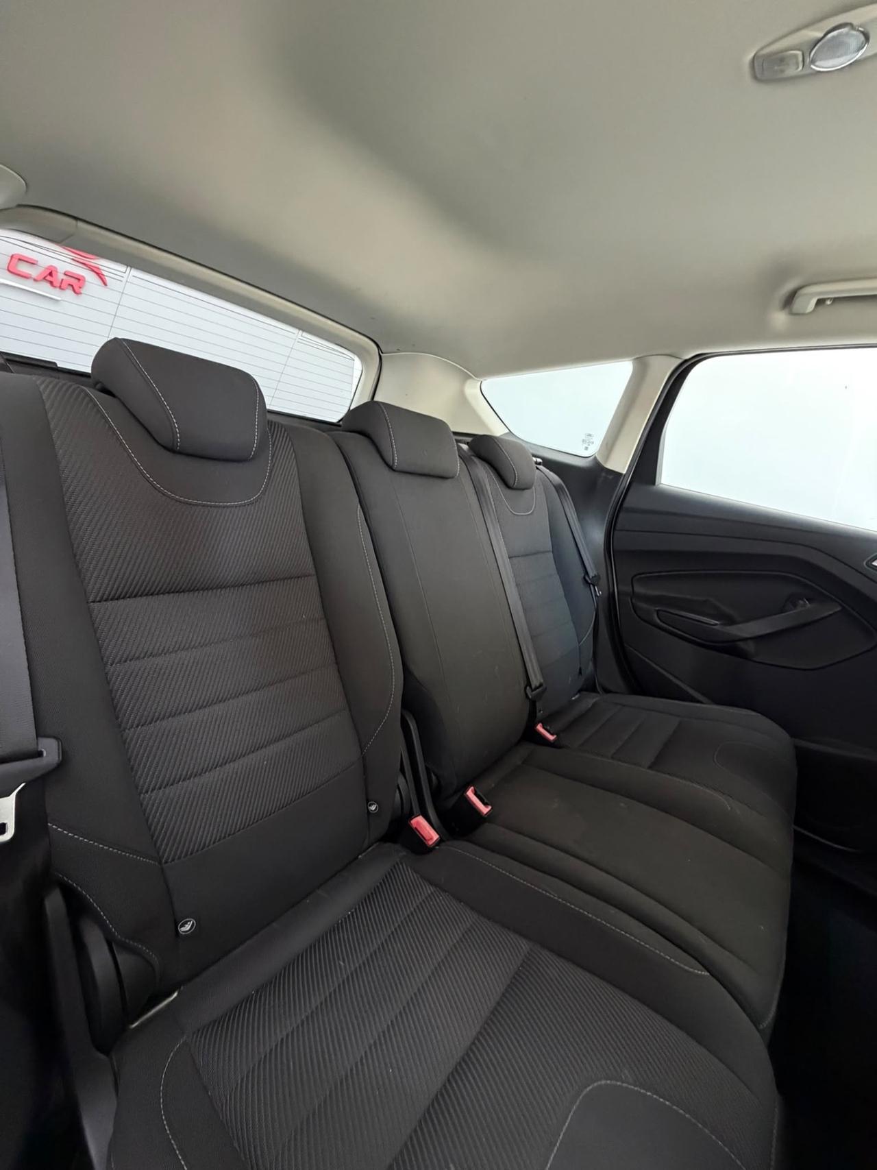 Ford Kuga 2.0 TDCI 150 CV S&S 4WD Titanium