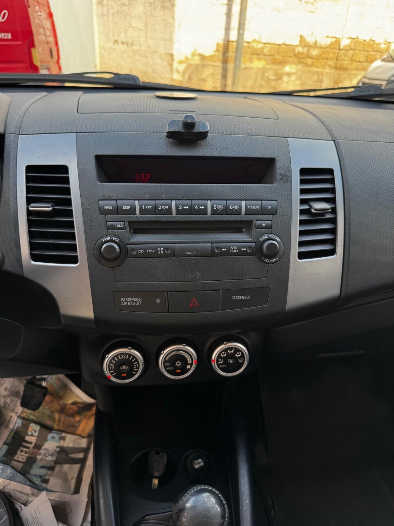 Citroen C-Crosser 2.2 HDi 160CV FAP