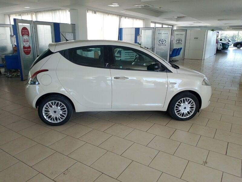 Lancia Ypsilon 3ª serie 1.3 MJT 16V 95 CV 5 porte S&S Silver