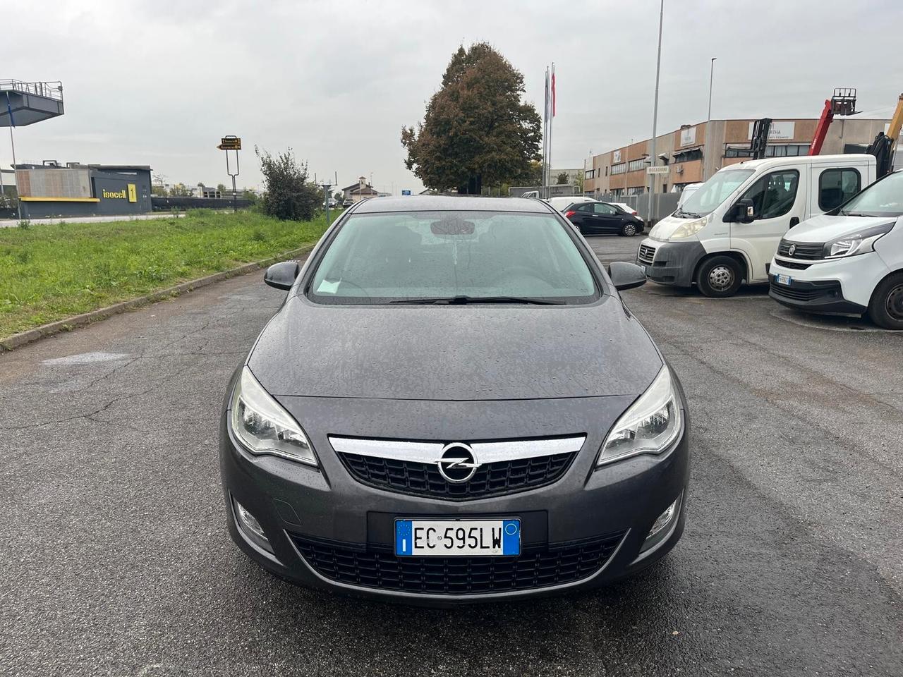 Opel Astra 1.4 turbo 100cv