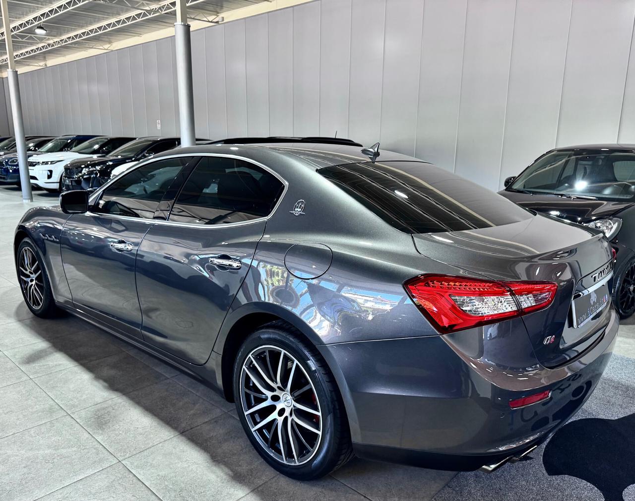 Maserati Ghibli 3.0 V6 410CV Q4 S