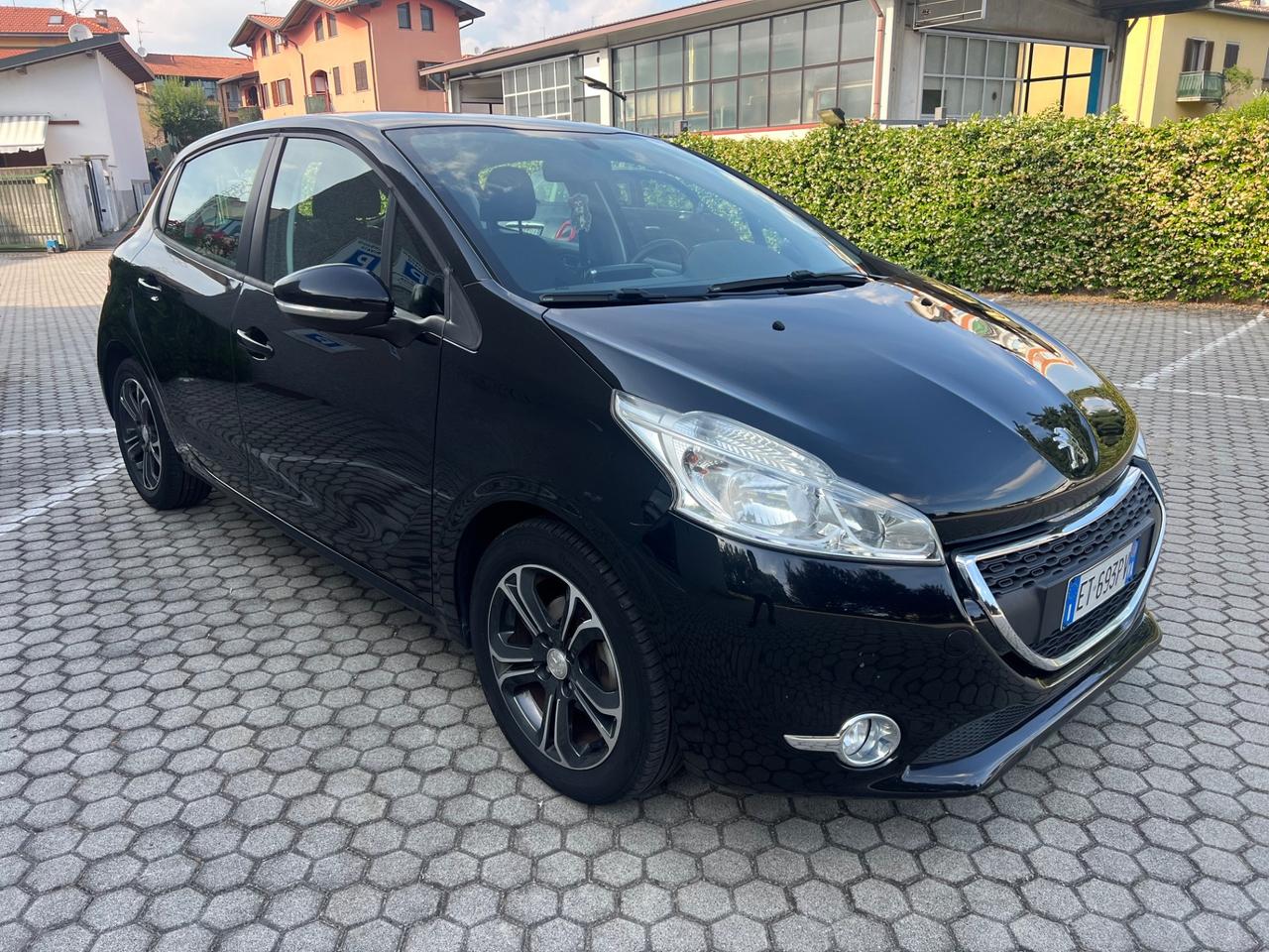 Peugeot 208 1.2 VTi 82 CV 5 porte Allure