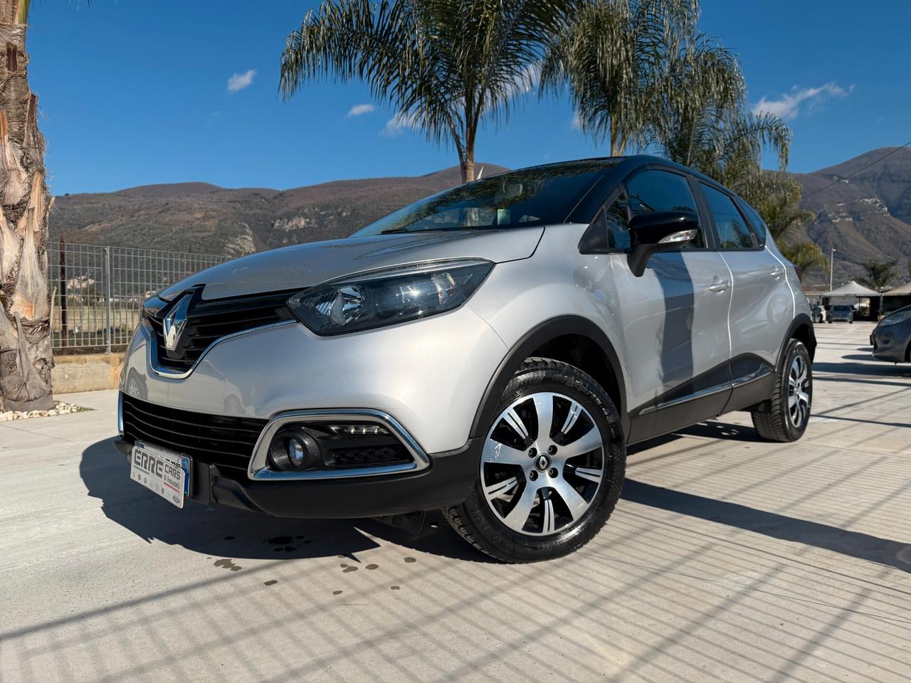 RENAULT CAPTUR 2017 900 BENZINA 90 CV *67.000 KM