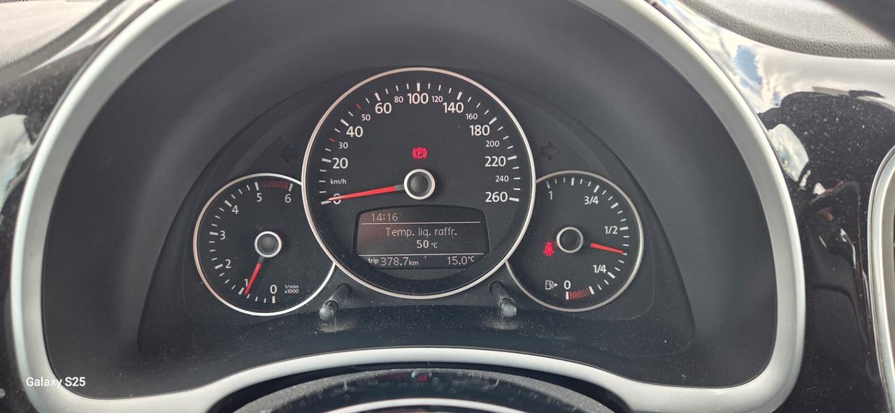 Volkswagen Maggiolino 1.6 TDI Design