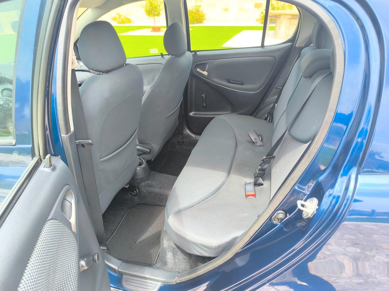 Toyota Yaris 1.0i 5 porte Sol perfetta full optional