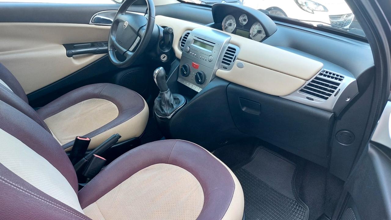 Lancia Ypsilon 1.3 MJT 75 CV Oro km 137000