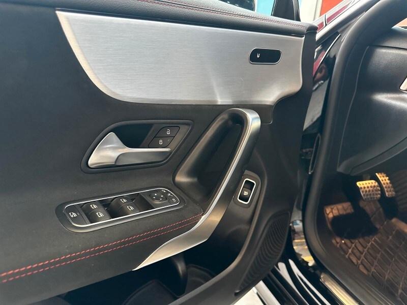 MERCEDES CLA S.Brake (X118) CLA 200 d Automati...