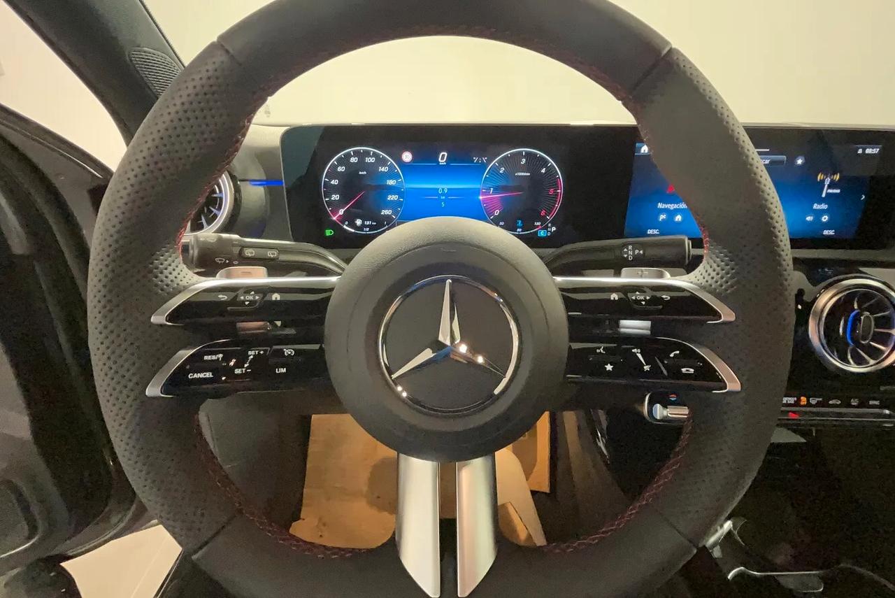 Mercedes-benz A 200 d Automatic AMG Line Premium