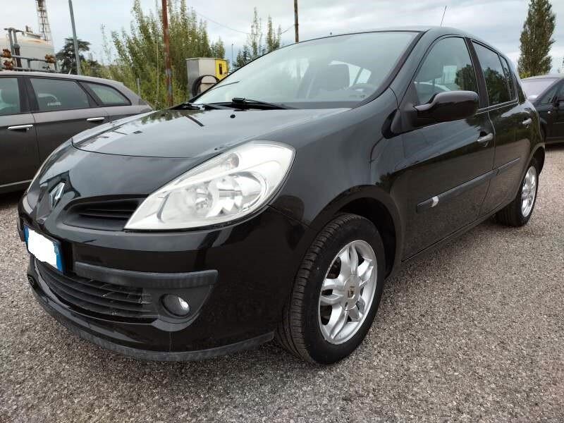 Renault Clio Storia 1.2 16V 5 porte GPL Dynamique
