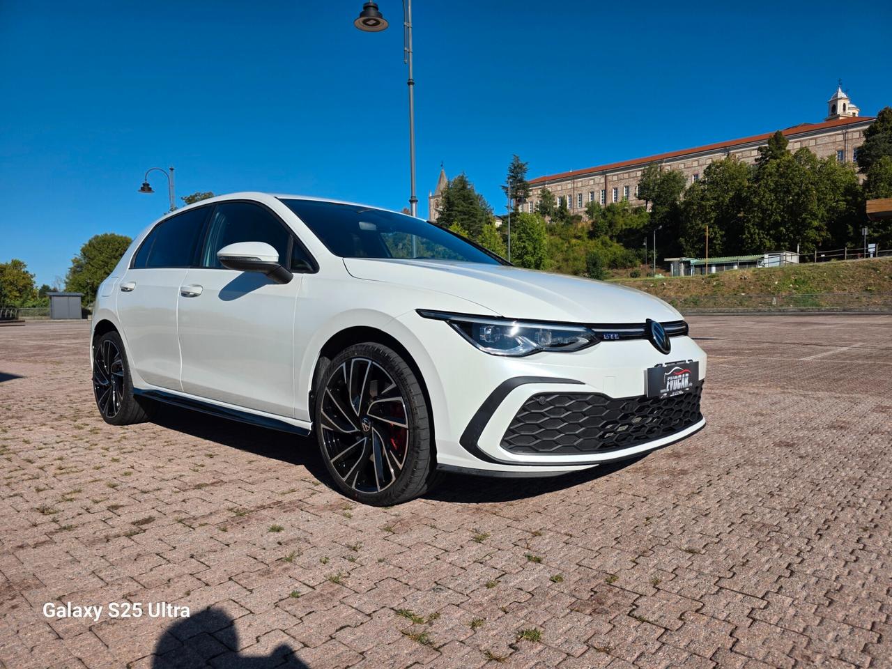Volkswagen Golf GTE HYBRID elettrica/benzina