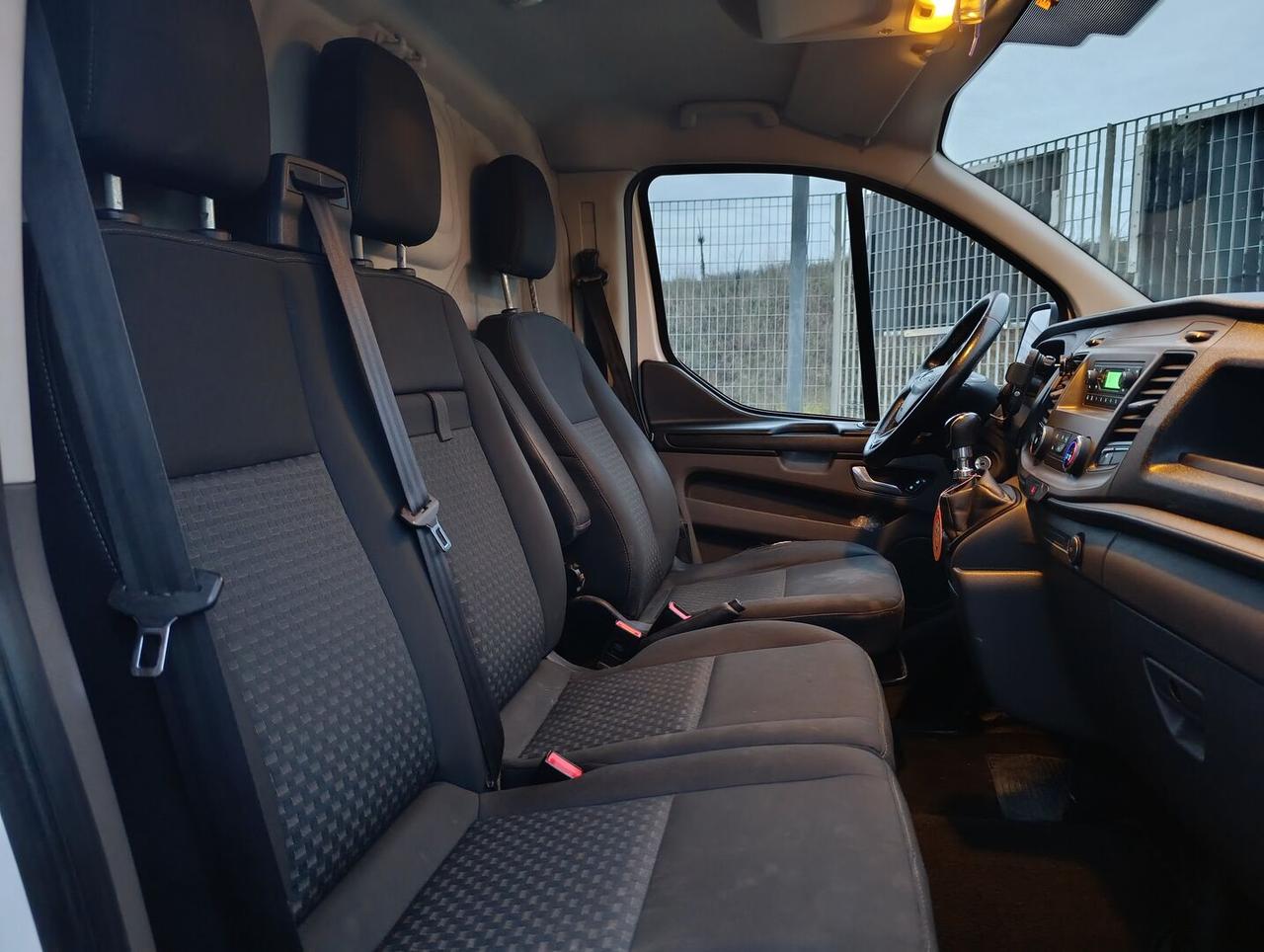 Ford Transit Custom 280 2.0 tdci MHEV 130cv trend L1H2 E6 UNIPROPRIETARIO