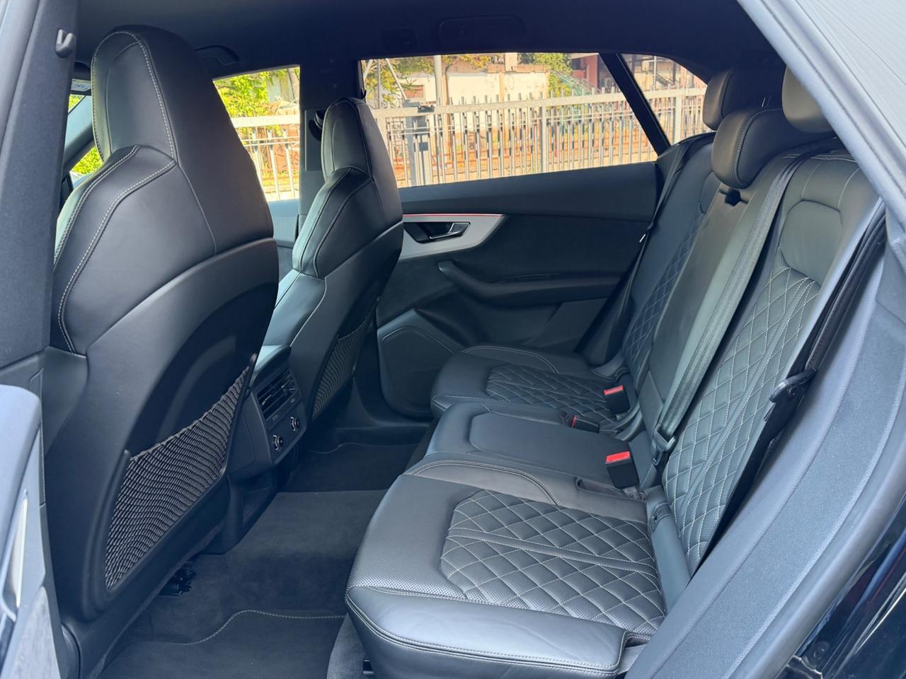 Audi Q8 50 TDI 286 CV quattro tiptronic Sport