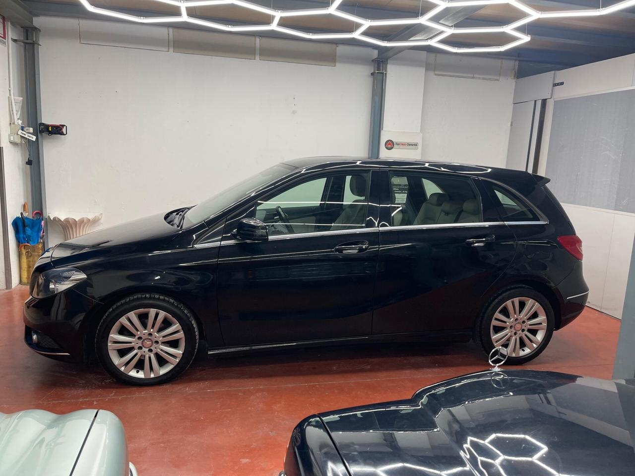 Mercedes-benz B 180 CDI BlueEFFICIENCY Executive
