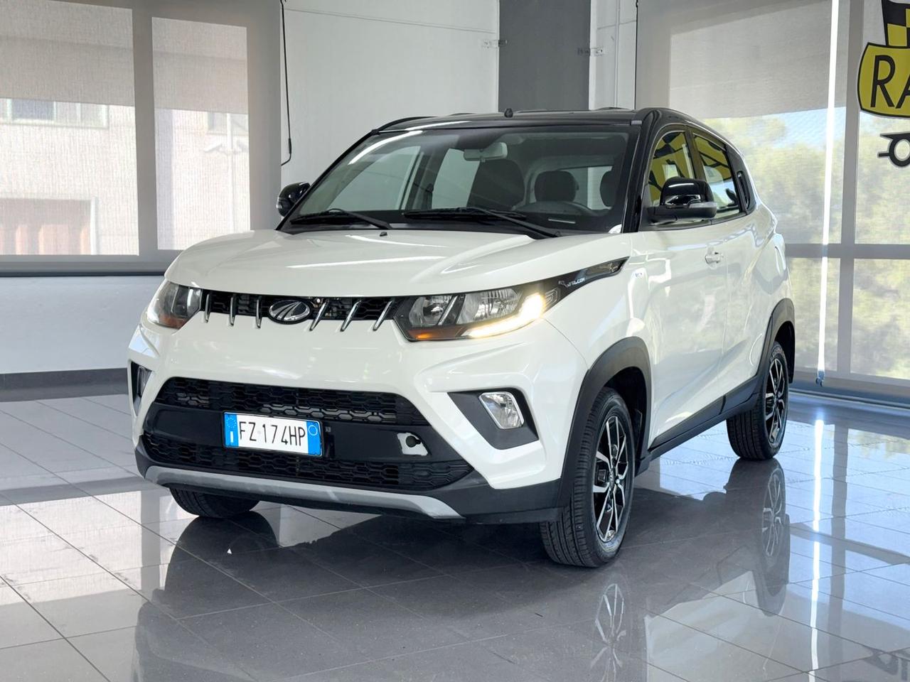 Mahindra KUV100 K6+ 1.2 VVT #6992