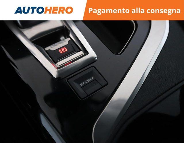 PEUGEOT 3008 BlueHDi 130 S&S EAT8 Business