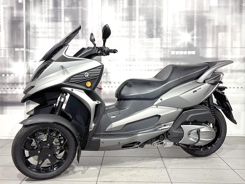 Quadro QV3