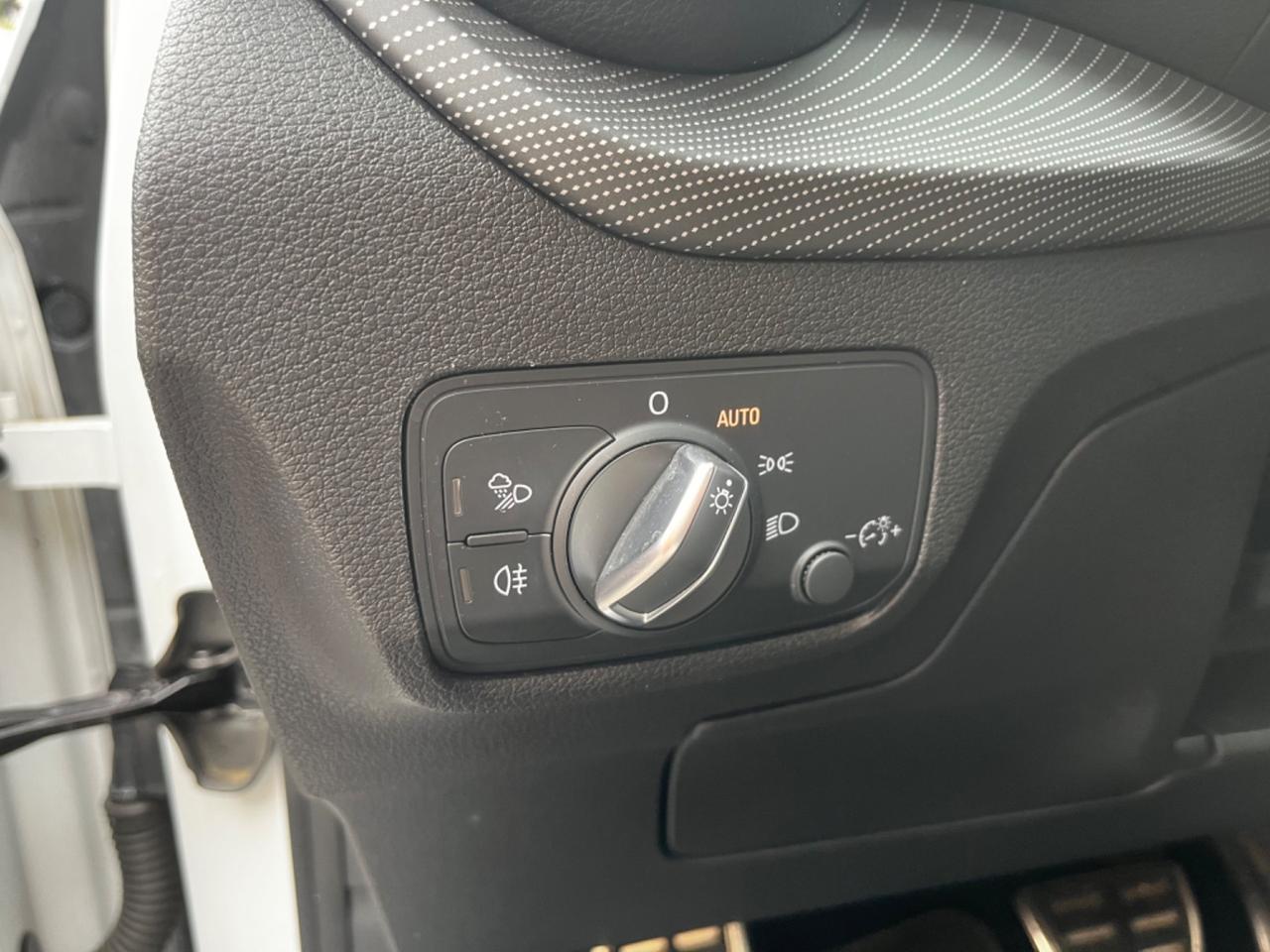 Audi Q2 35 TDI quattro S tronic line Edition