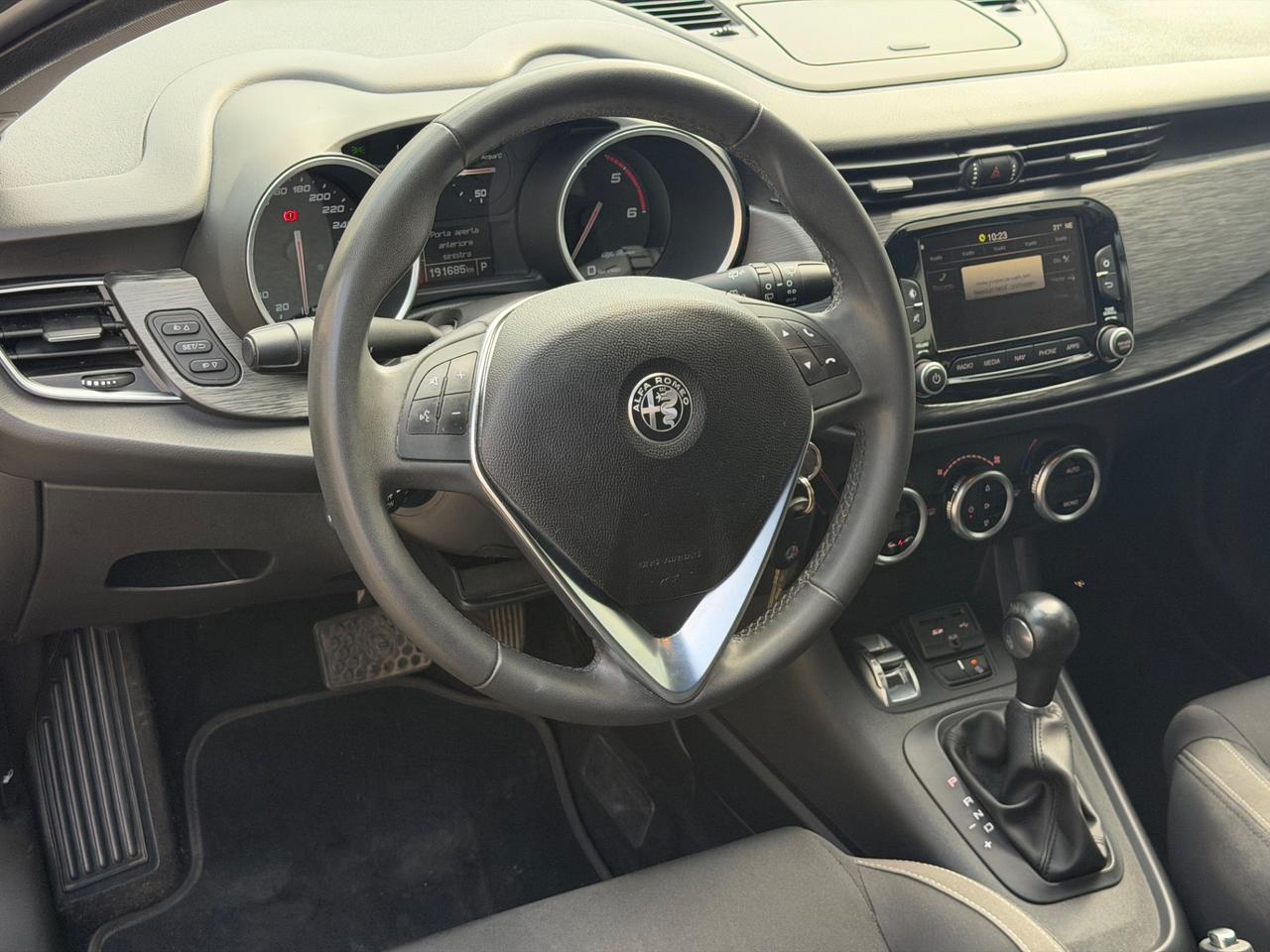Alfa Romeo Giulietta 1.6 JTDm TCT 120 CV Business