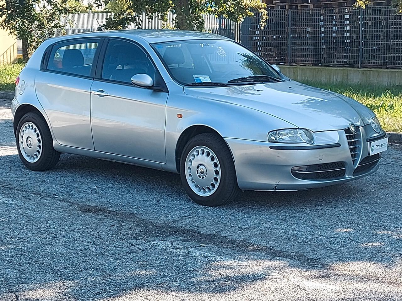 Alfa Romeo 147 1.9 JTD (115 CV) cat 5p. Distinctive