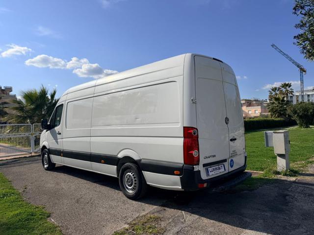 VOLKSWAGEN Crafter 35 2.0 TDI 136CV PL-TM Furgone