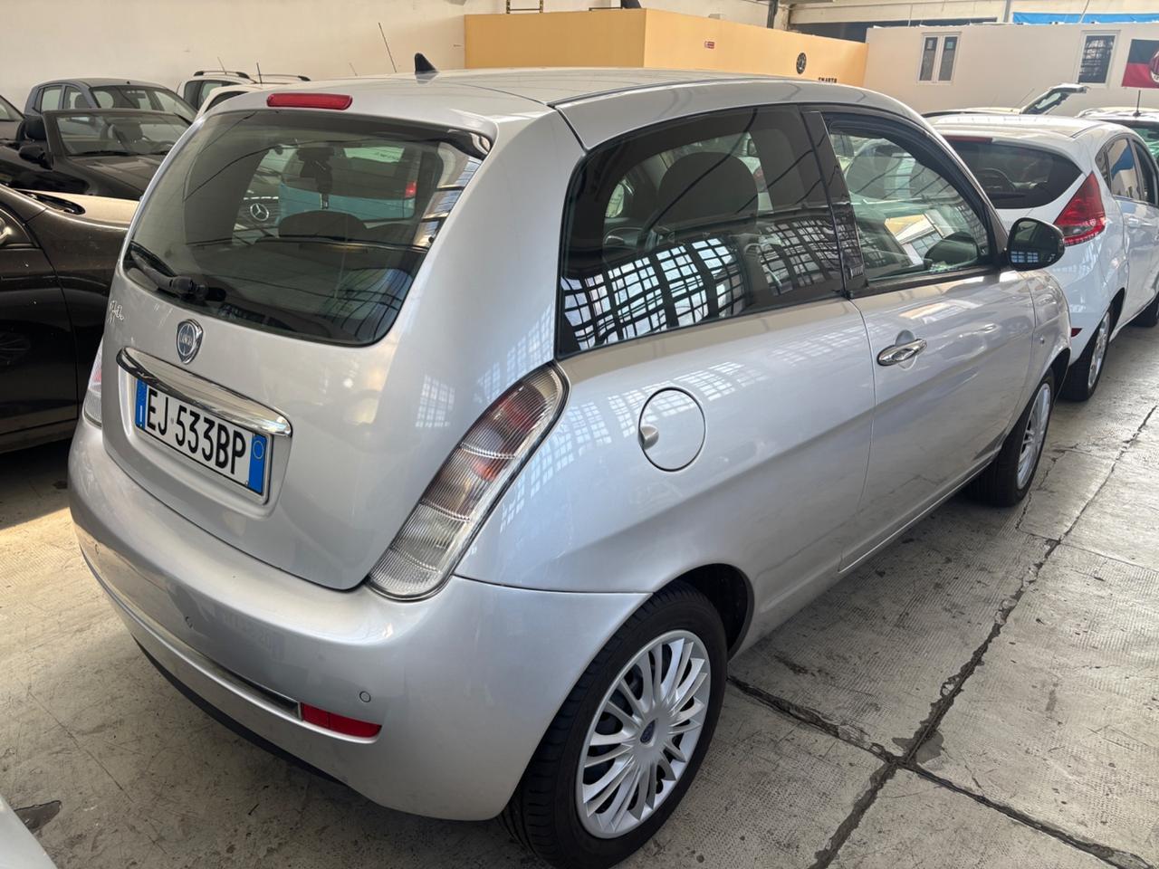 Lancia Ypsilon 1.4 Diva Ecochic GPL